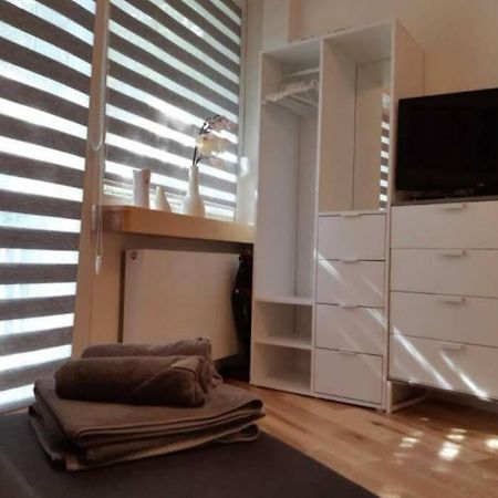 Przytulny Dwuosobowy Apartament Jaworowa ヴロツワフ エクステリア 写真