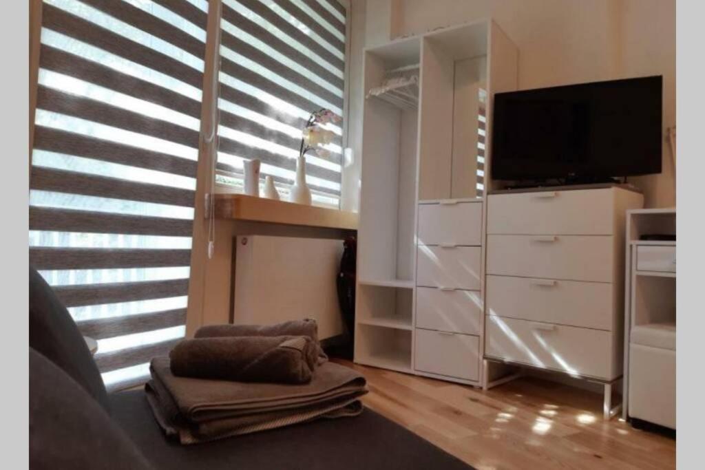 Przytulny Dwuosobowy Apartament Jaworowa ヴロツワフ エクステリア 写真